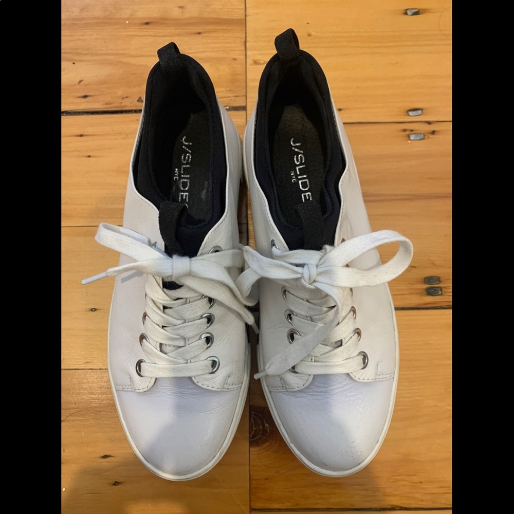 J/Slides sneakers sz 5.5